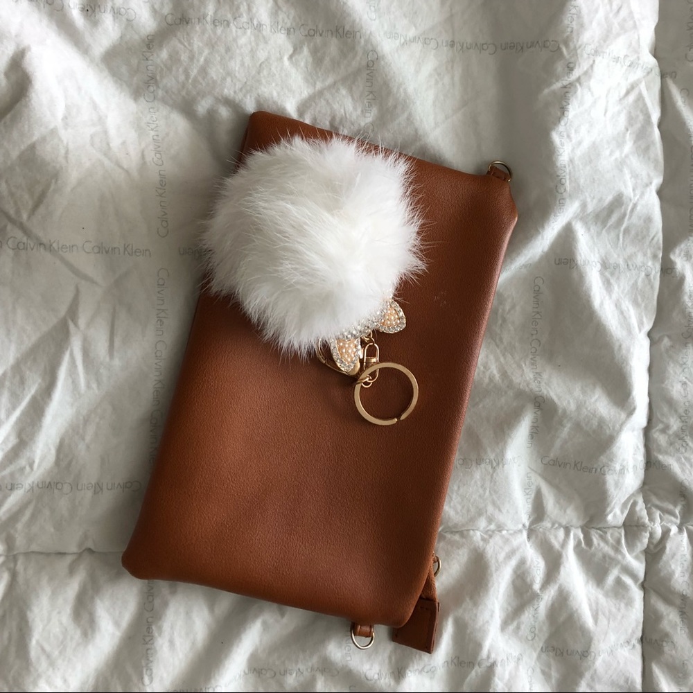 Tan bag with free kitty key chain